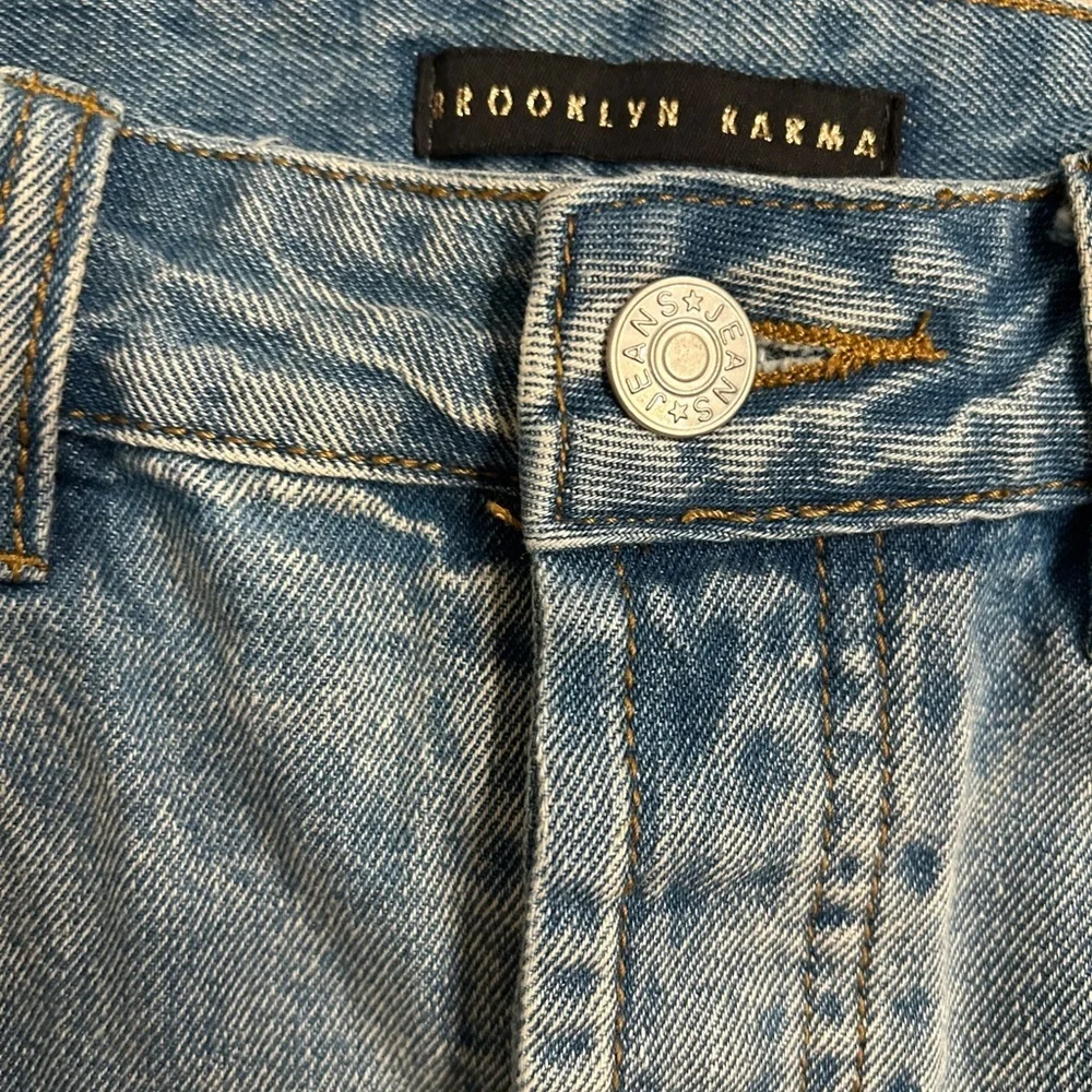 Cute Denim Distressed Skirt from Brooklyn Karma - Picture 2 of 6